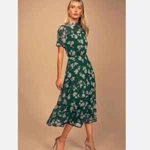 Floral print dark green midi tier dress